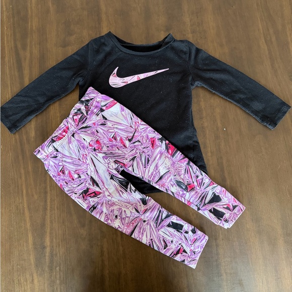 Nike Black and Pink Kids Matching Set - Picture 1 of 1